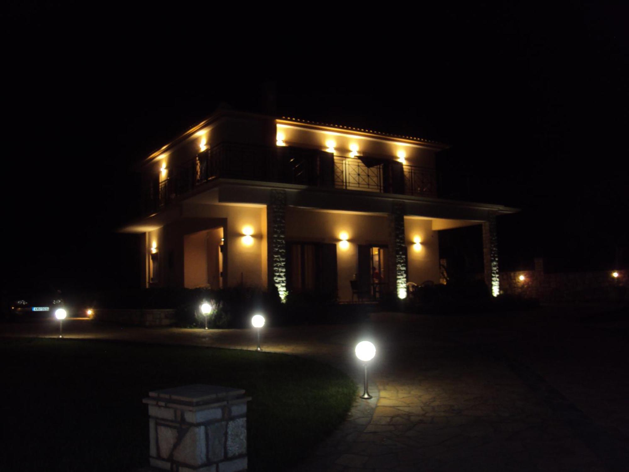 Villa Nostos Koróni Buitenkant foto